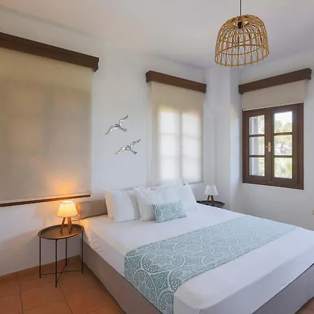Ferienhaus Pineapple By Luxlikehome Kriopigi